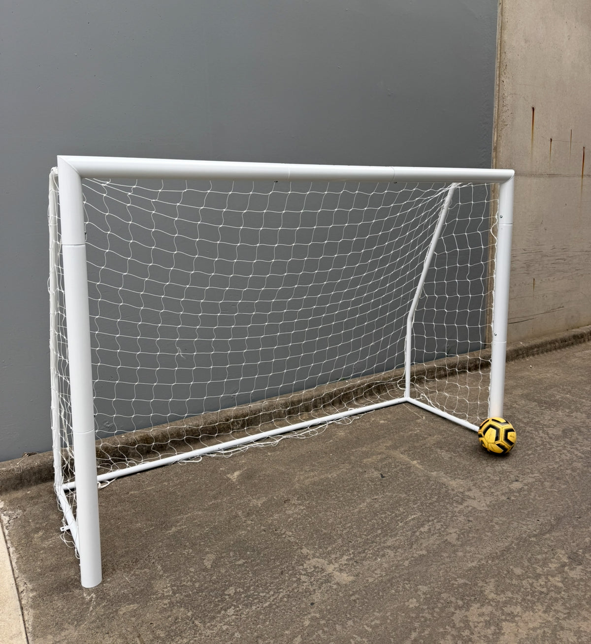 2.4m x 1.6m Soccer Goal with Net – Backyard & Training Use, 80mm steel